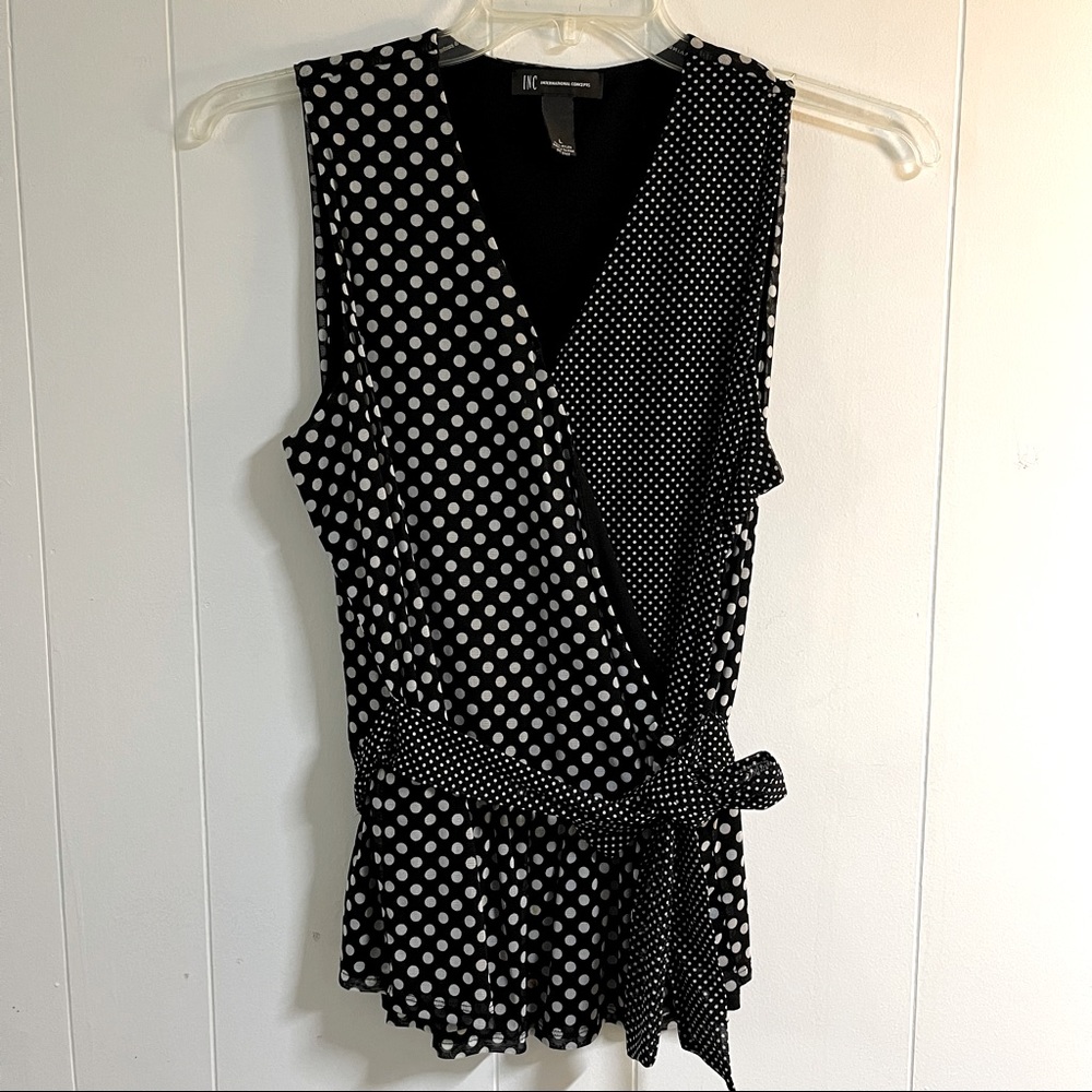 Polka dot black and white sleeveless blouse with cute bow INC